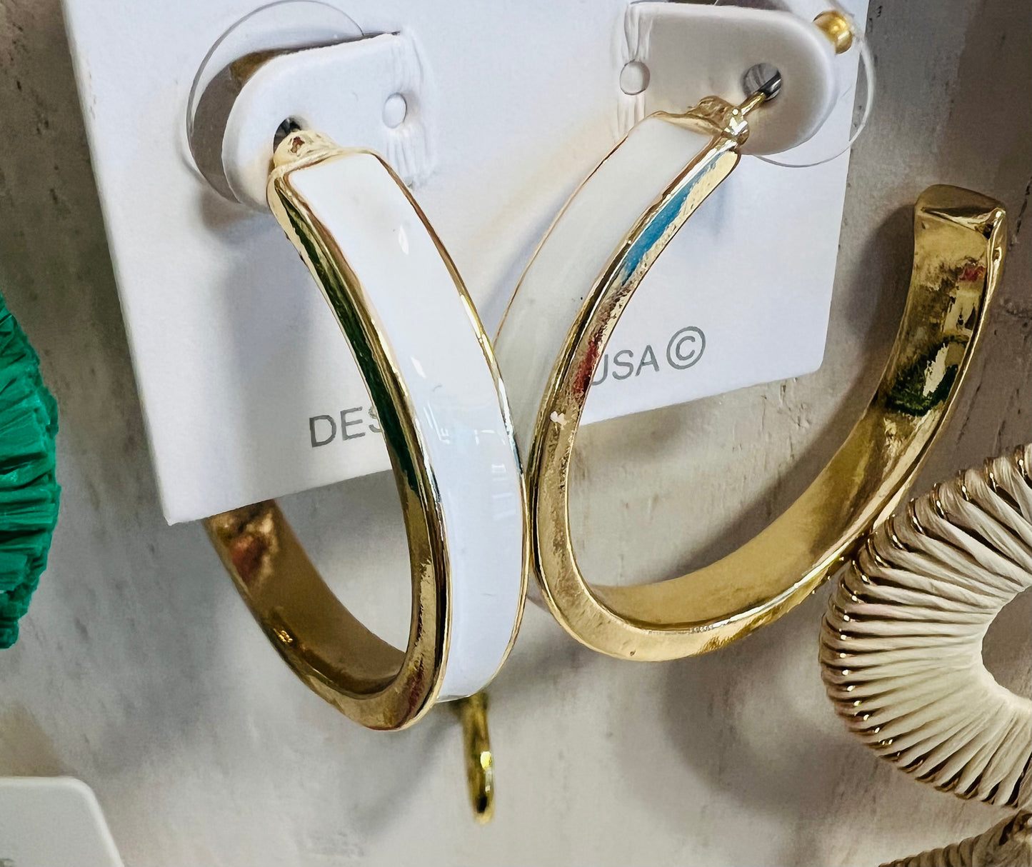 White Metal Hoop Earrings Trimmed in Gold